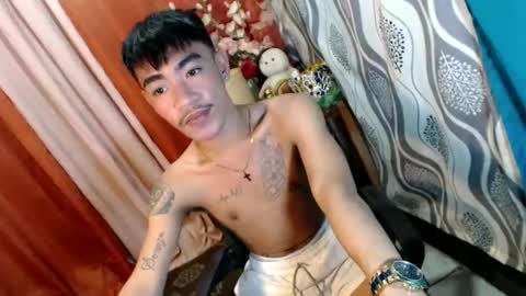 Snapshot of asian_kimxxx chatting on 01.16.25 don online show from 01.16.25