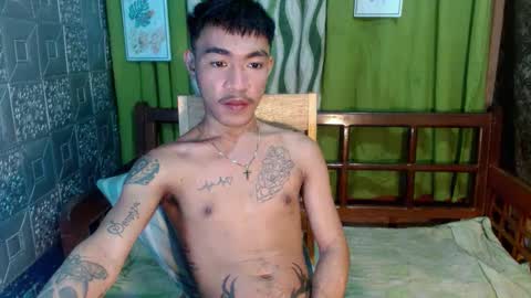 Snapshot of asian_kimxxx chatting on 02.04.25 don online show from 02.04.25