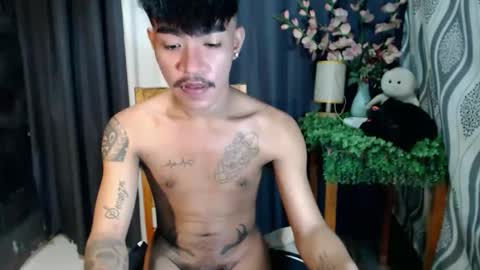 Snapshot of asian_kimxxx chatting on 10.09.25 don online show from 10.09.25