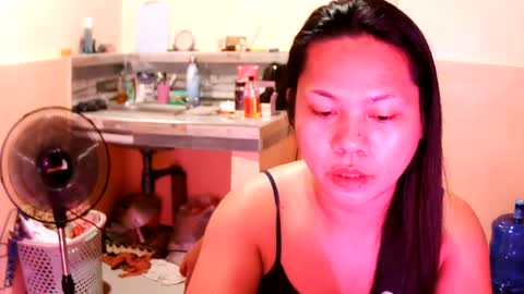 Snapshot of asian_kweenv chatting on 07.30.26 Alex online show from 07.30.26