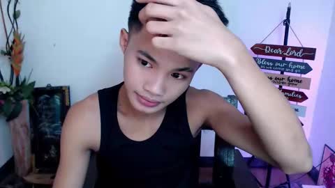 asian_lover05 online show from 11.09.25