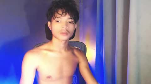 Snapshot of asian_mjxx chatting on 05.16.26 cCALL ME MJ online show from 05.16.26