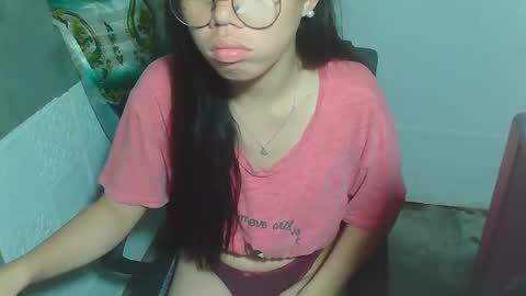 Snapshot of asian_rhean chatting on 01.31.25 Rhean online show from 01.31.25