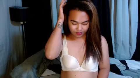 Snapshot of asian_suteishi chatting on 06.18.26 stacey online show from 06.18.26