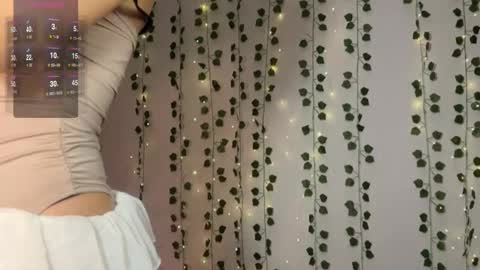 My name Vi online show from 10.18.25