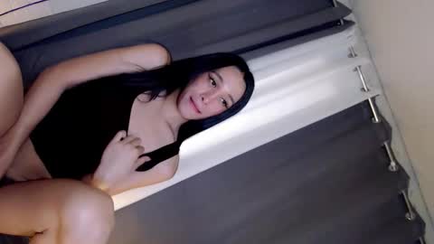 Snapshot of asianbabe_siarre chatting on 10.11.25 asianbabe_siarre online show from 10.11.25