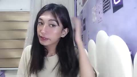 Snapshot of asianbarbie05 chatting on 05.18.26 SOFIA online show from 05.18.26
