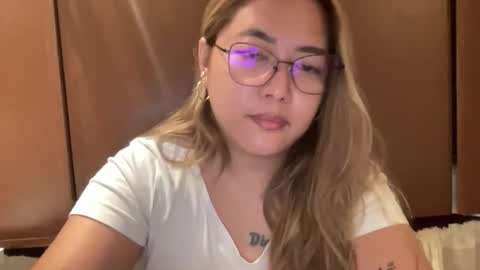 Curvy online show from 04.30.26