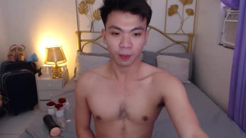Snapshot of asiancock302816 chatting on 02.24.25 asiancock302816 online show from 02.24.25
