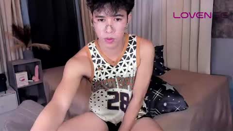 Snapshot of asiancum_peter chatting on 06.10.26 asiancum_peter online show from 06.10.26