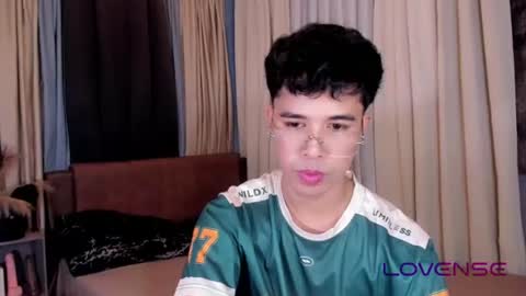 Snapshot of asiancum_peter chatting on 07.07.26 asiancum_peter online show from 07.07.26