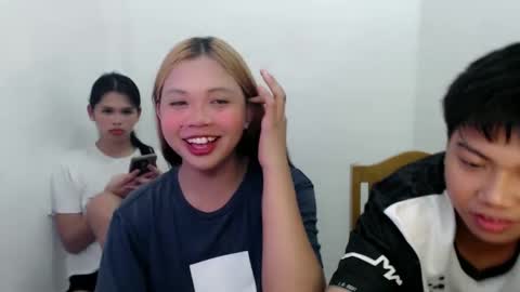 Snapshot of asiancutie0 chatting on 02.04.25 online show from 02.04.25