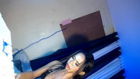 Snapshot of asianhotlover69 chatting on 02.20.25 elish 3 online show from 02.20.25