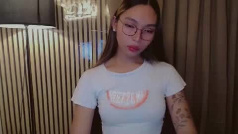 HI IM TAMIRA LOOKING FOR SERIOUS RELATIONSHIP online show from 10.24.25
