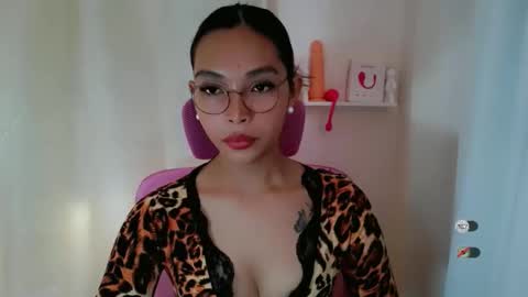 HI IM TAMIRA LOOKING FOR SERIOUS RELATIONSHIP online show from 12.18.25