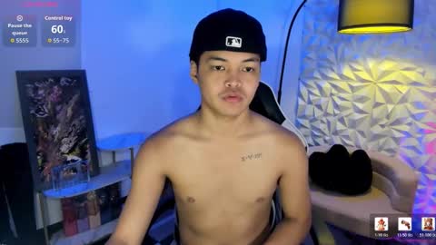 Snapshot of asianhugescott chatting on 02.19.26 VICTORIA SCOTT online show from 02.19.26