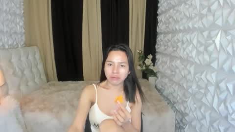 Snapshot of asianpetitefucker01 chatting on 06.11.26 asianpetitefucker01 online show from 06.11.26