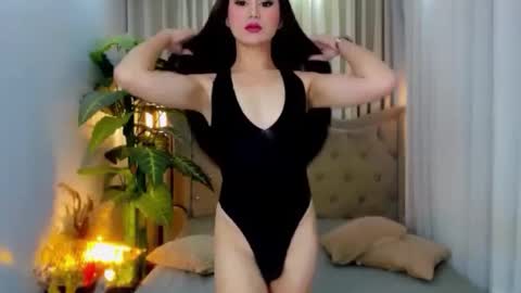 Snapshot of asiansexhunter chatting on 10.24.25 Ms. MONICA online show from 10.24.25