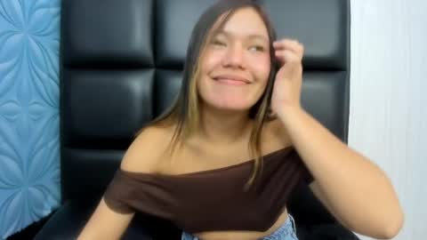 Snapshot of asianslut_ chatting on 04.28.26 AsianSlut online show from 04.28.26