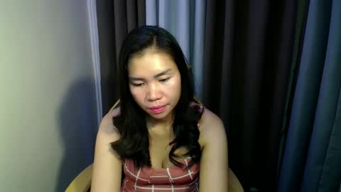 Snapshot of asiansluttyxx chatting on 05.08.26 JEAN online show from 05.08.26