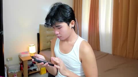 Snapshot of asiansweet_fucker chatting on 09.21.25 asiansweet_fucker online show from 09.21.25