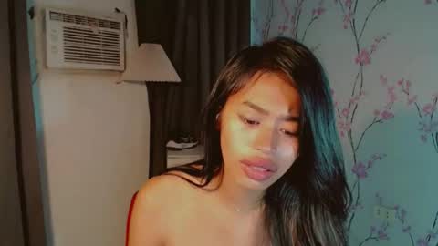 Snapshot of asiantreasures chatting on 01.09.26 kisses online show from 01.09.26