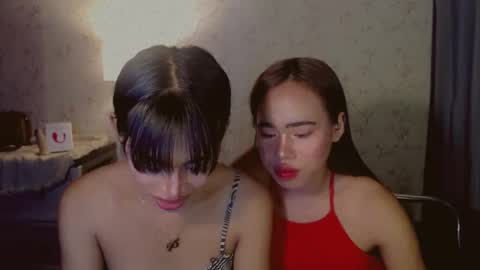 Snapshot of asiantreasures chatting on 02.04.26 kisses online show from 02.04.26