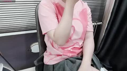 Snapshot of asiasweety chatting on 04.27.26 SoHye online show from 04.27.26