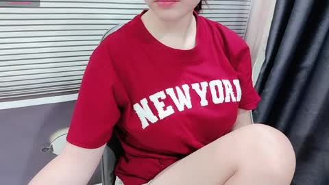 Snapshot of asiasweety chatting on 05.15.26 SoHye online show from 05.15.26
