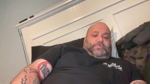 Snapshot of asilnjd chatting on 12.17.25 Asilnjd call me sil online show from 12.17.25