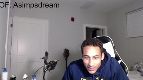 Snapshot of asimpsdream chatting on 05.31.26 asimpsdream online show from 05.31.26