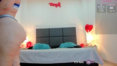  Aslhyn  online show from 02.26.25