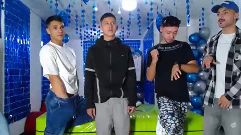 THOMAS AND DAMIAND online show from 02.11.25