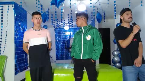 THOMAS AND DAMIAND online show from 02.14.25