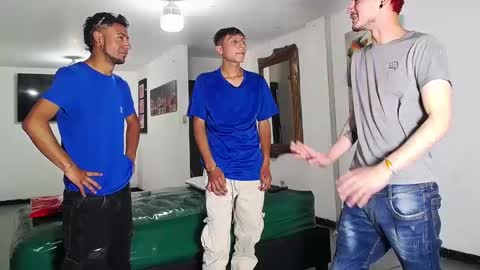 THOMAS AND DAMIAND online show from 09.17.25