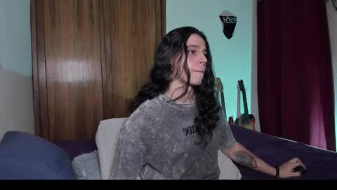 asmodeuszz online show from 10.16.25