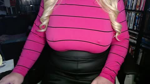 Aspen Vale online show from 10.30.25