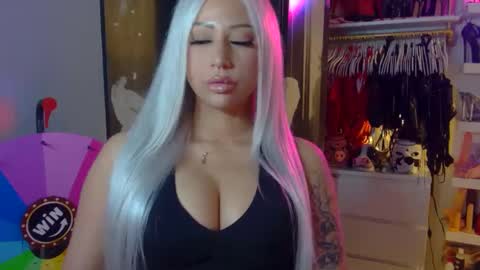 iwantaspen online show from 09.26.25