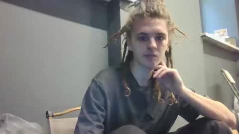 Snapshot of asphalt_surfer chatting on 09.10.25 asphalt surfer online show from 09.10.25