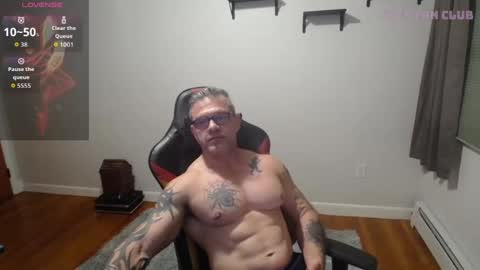 Snapshot of ass_chaser_1 chatting on 10.22.25 Ass Chaser online show from 10.22.25