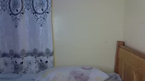 Snapshot of assaddictdoll chatting on 12.18.25 assaddictdoll online show from 12.18.25