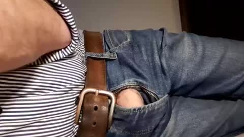 Snapshot of asscockballs4miss chatting on 02.28.25 Will take commands from GuysWomenCouples etc online show from 02.28.25