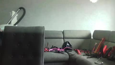 Snapshot of assforstrapon chatting on 12.24.24 sissyslut online show from 12.24.24