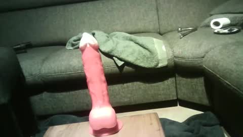 Snapshot of assforstrapon chatting on 02.03.25 sissyslut online show from 02.03.25