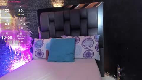 Nahomi  online show from 02.24.26