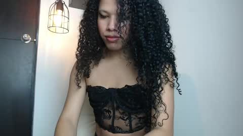 assiavilla1 online show from 04.11.26