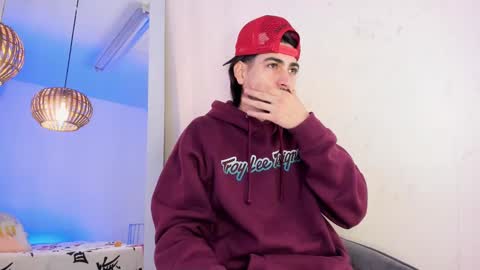 Snapshot of assmoddeus chatting on 12.04.24 Asmodeus online show from 12.04.24