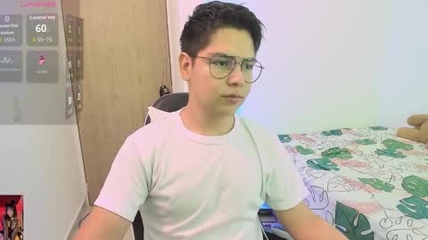 Snapshot of asta_kuro chatting on 02.18.26 Asta Kuno online show from 02.18.26