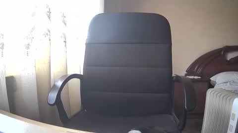 Snapshot of astelover chatting on 01.11.25 astelover online show from 01.11.25