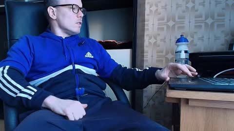 Snapshot of asterion51 chatting on 12.21.25 asterion51 online show from 12.21.25